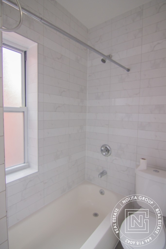 139 Mulberry St - Photo 3