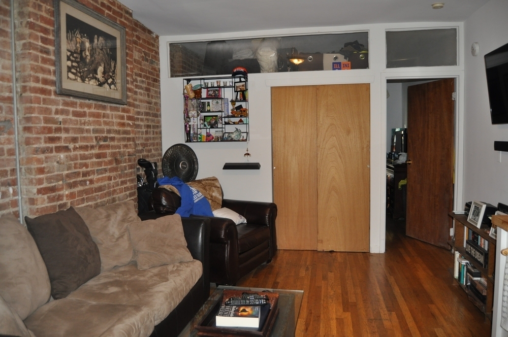 226 East 81st Street - Photo 9