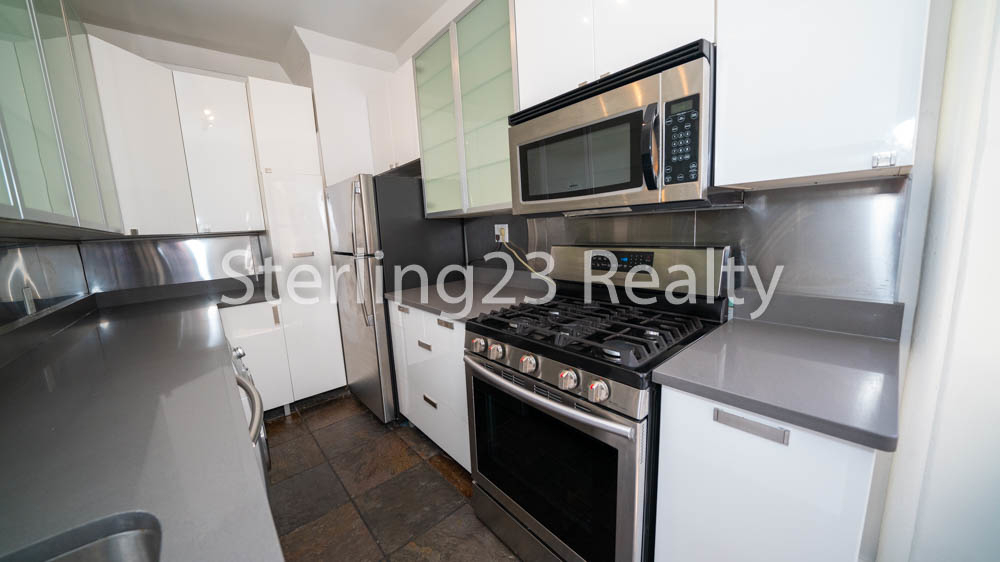 21-05 33rd Street, Astoria, Ny, 11105 - Photo 0