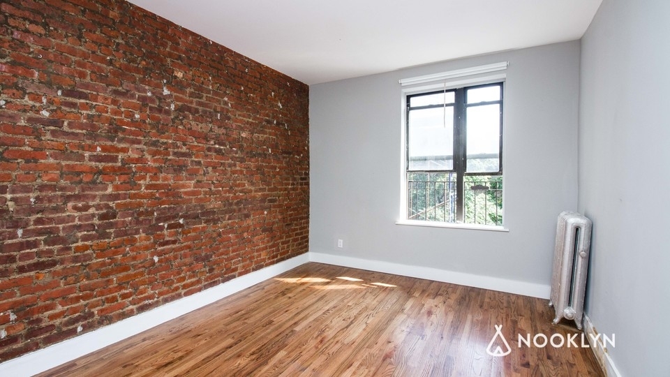 330 East 22nd St - Photo 1