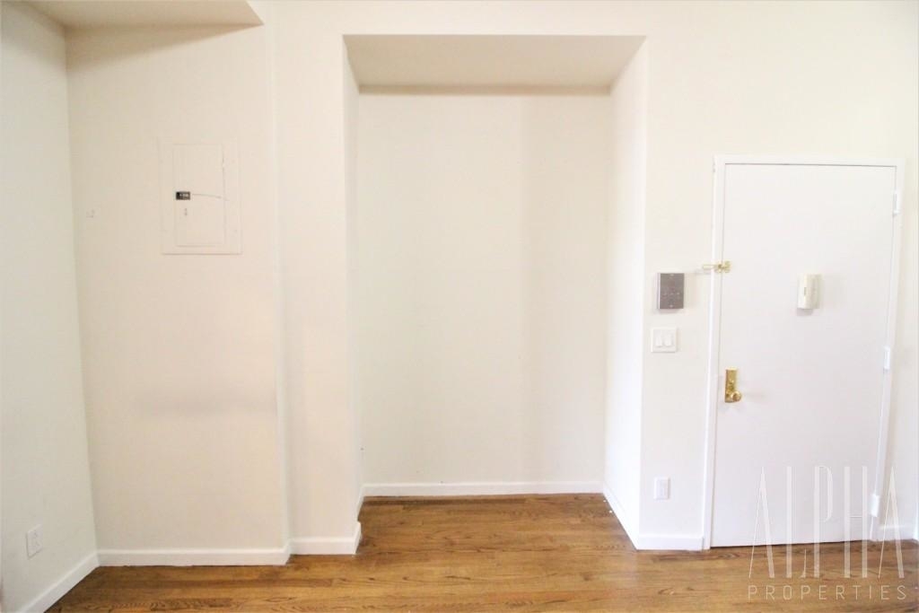 535 East 87th Street - Photo 5