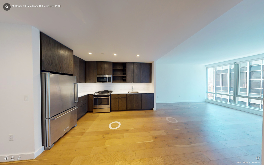 225 East 39th Street - Photo 4