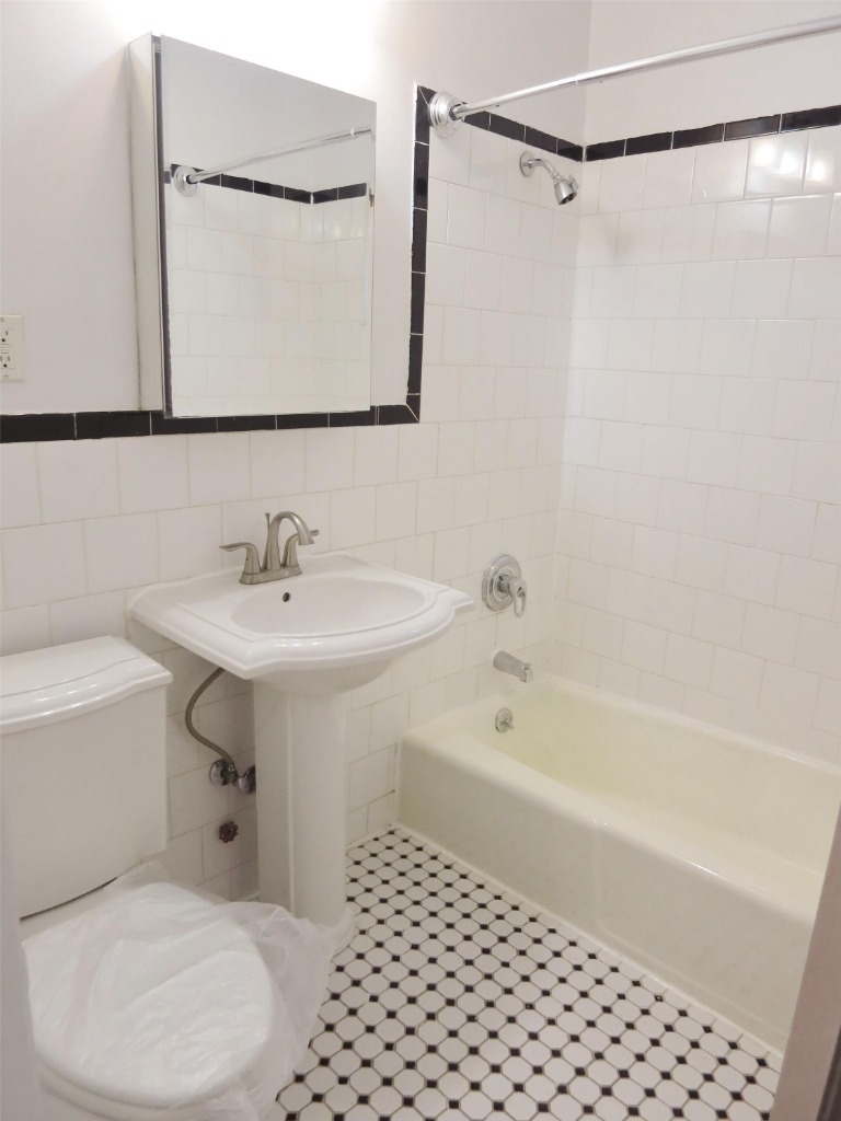 333 East 89th Street - Photo 5