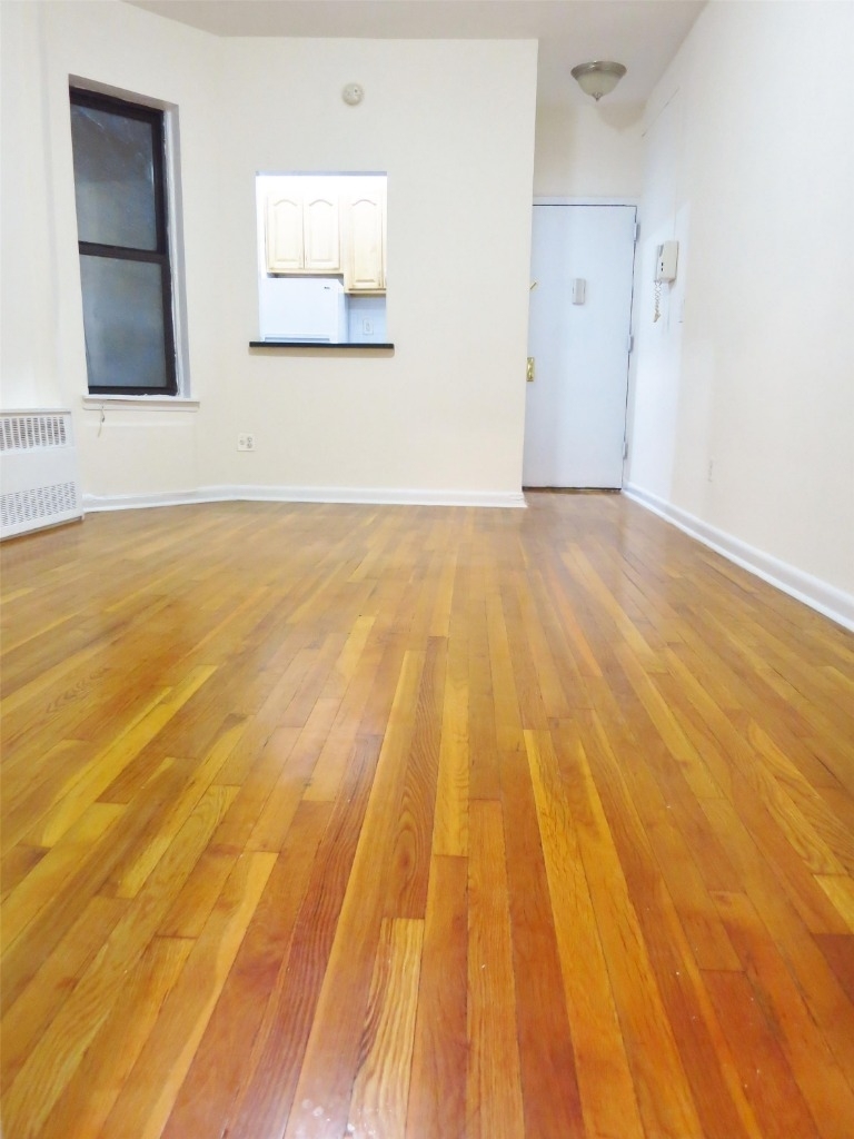 333 East 89th Street - Photo 0