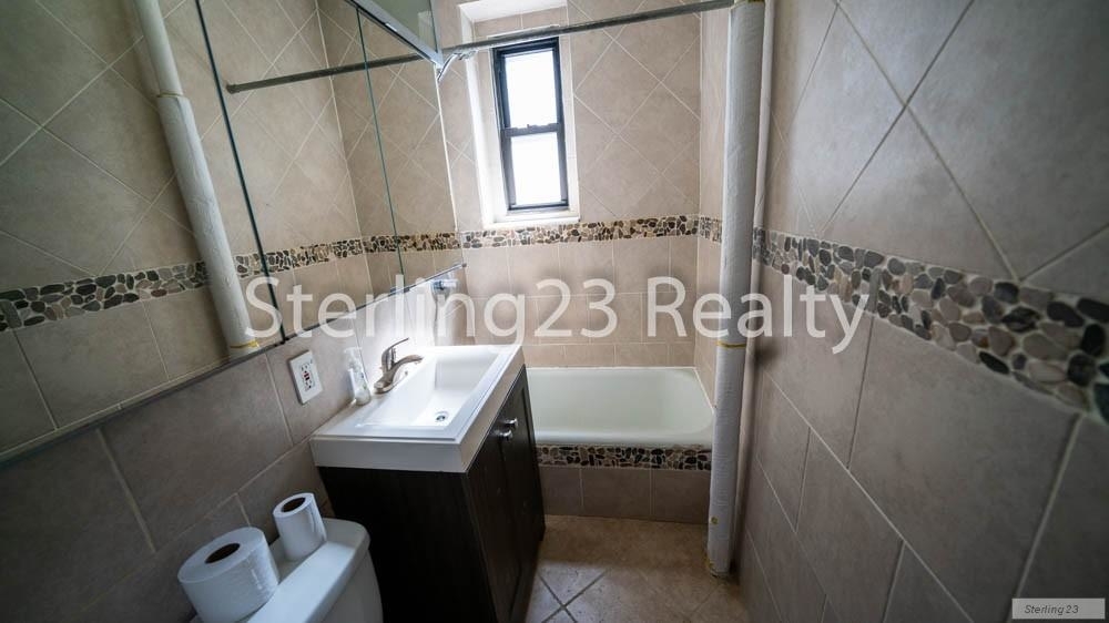 21-05 33rd Street - Photo 2