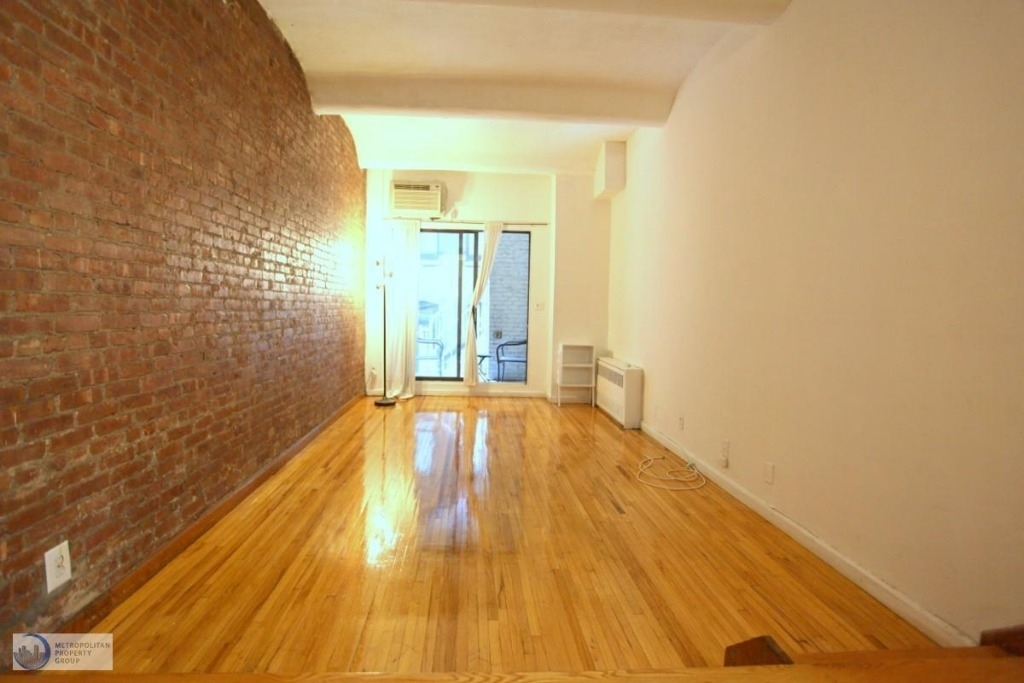 40 East 12th - Photo 1