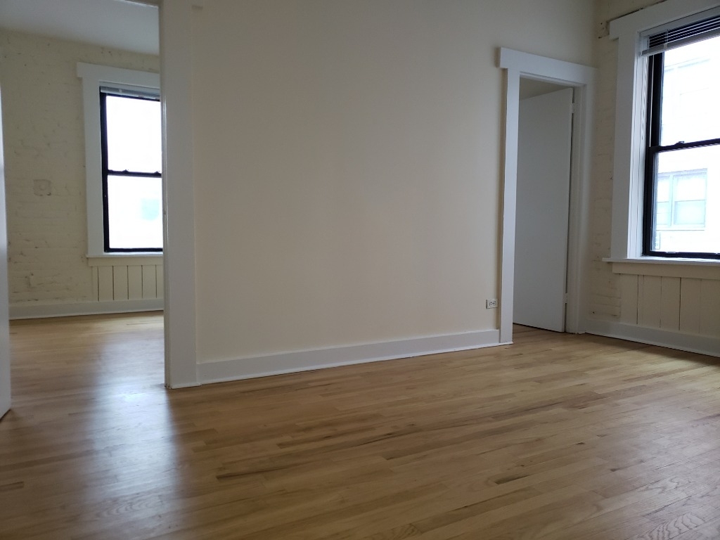 326 East 58th St - Photo 7