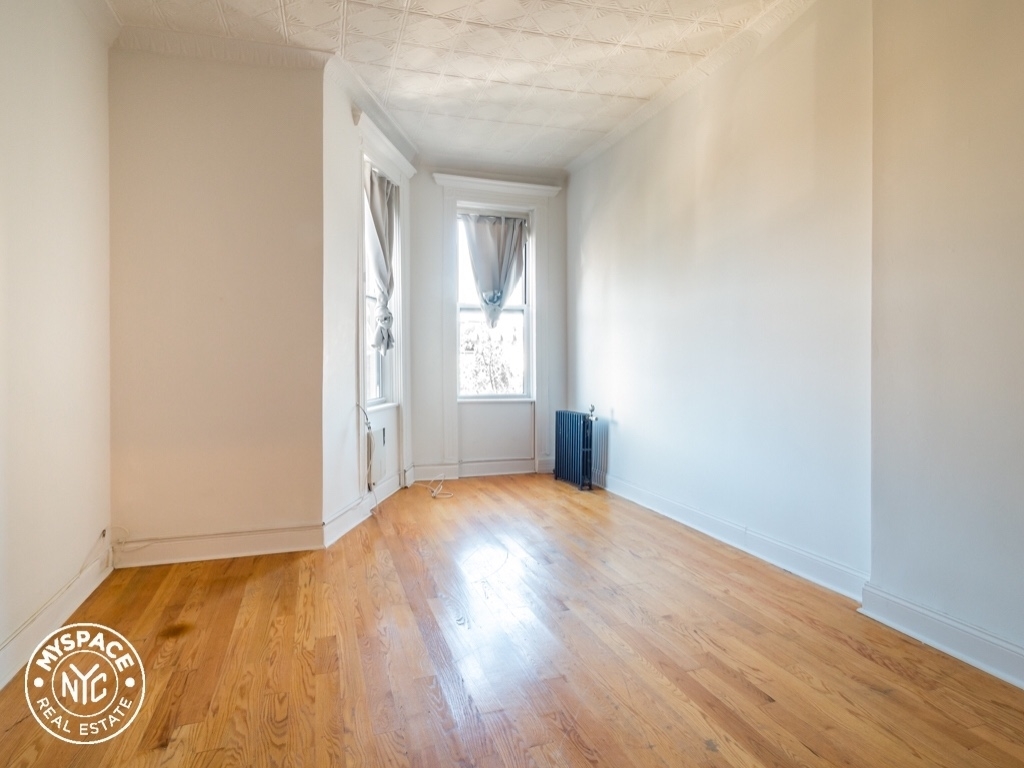 17-34 Bleecker st - Photo 4