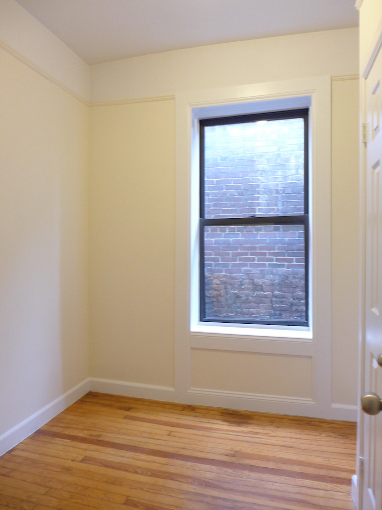 229 East 12th Street - Photo 6