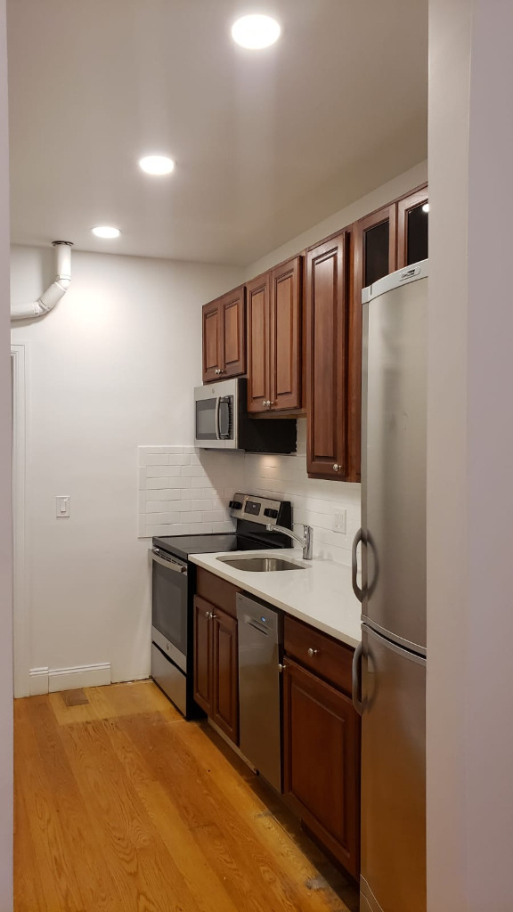 212 E 88th Street, 1c - Photo 5