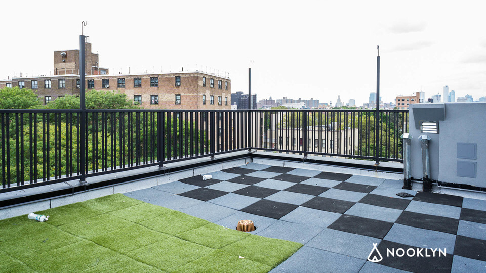 733 Park Ave  - Photo 4