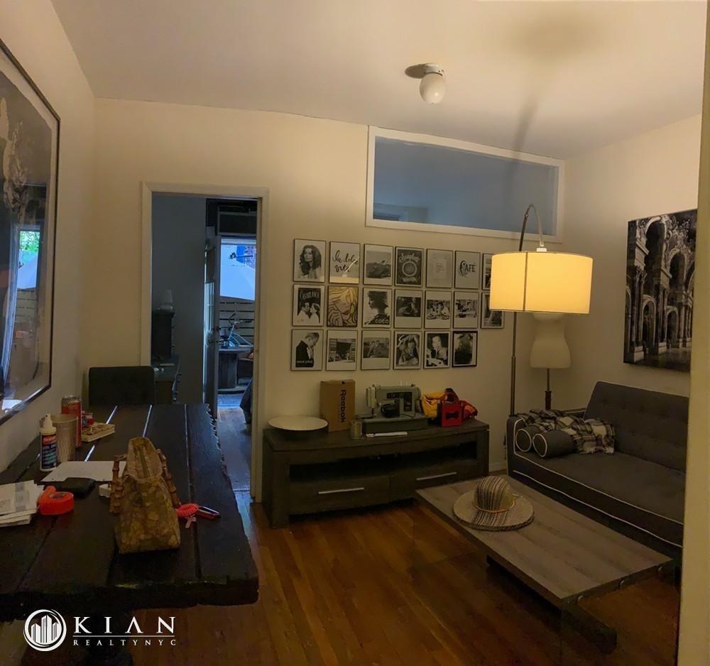 347 East 51st Street - Photo 2