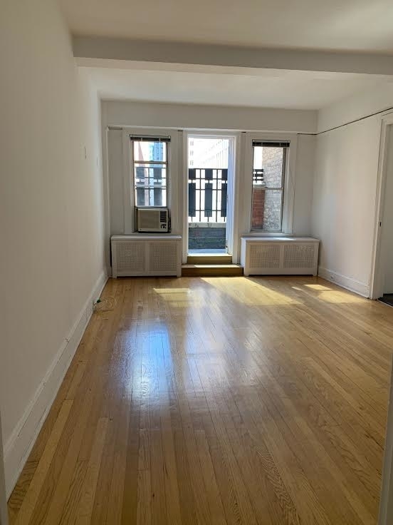 Walk to Grand Central w/ Private Terrace! - Photo 8