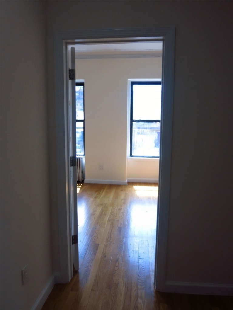 517 East 82nd St - Photo 8