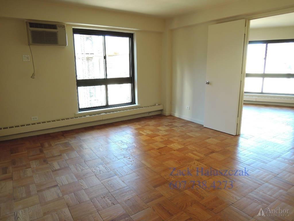 E 51st St. - Photo 2