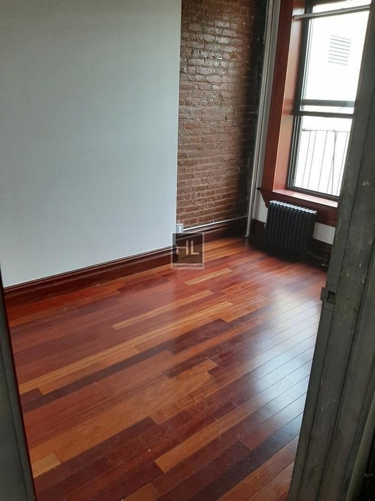 1864 Lexington Avenue - Photo 8