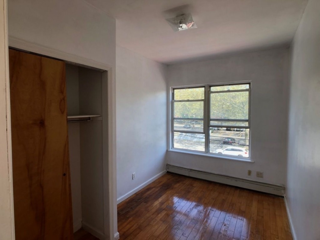 2356 west 11th street - Photo 2