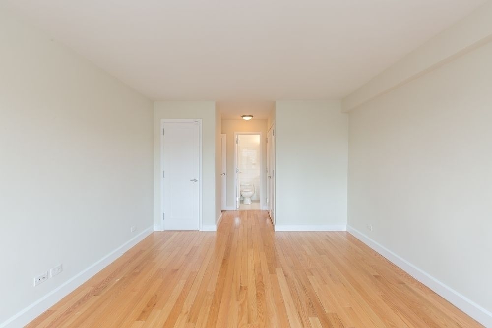 360 East 65 - Photo 1