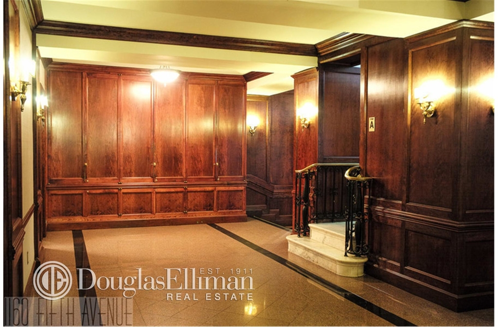 1160 Fifth Avenue - Photo 1