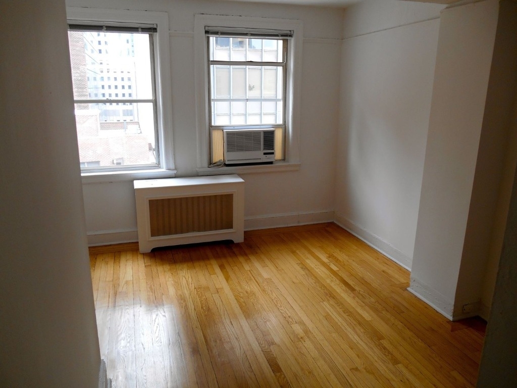 150 East 39th street  - Photo 2