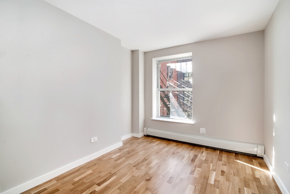 150 Ludlow St - Photo 3