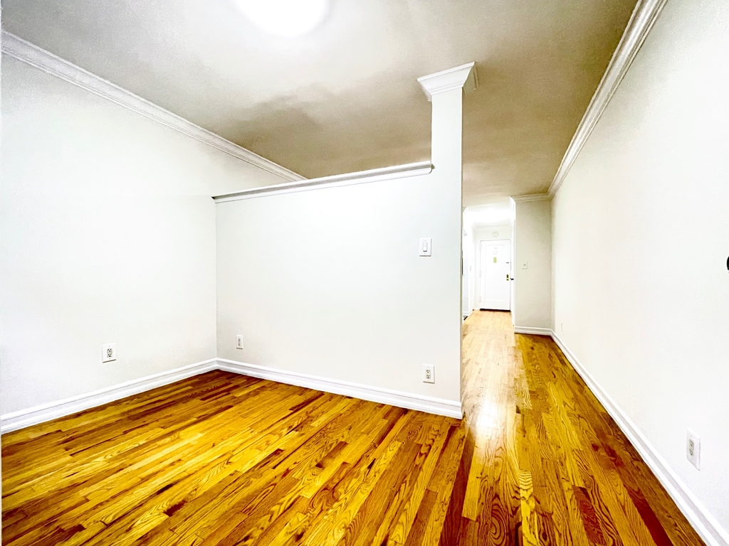 229 East 80th street - Photo 6