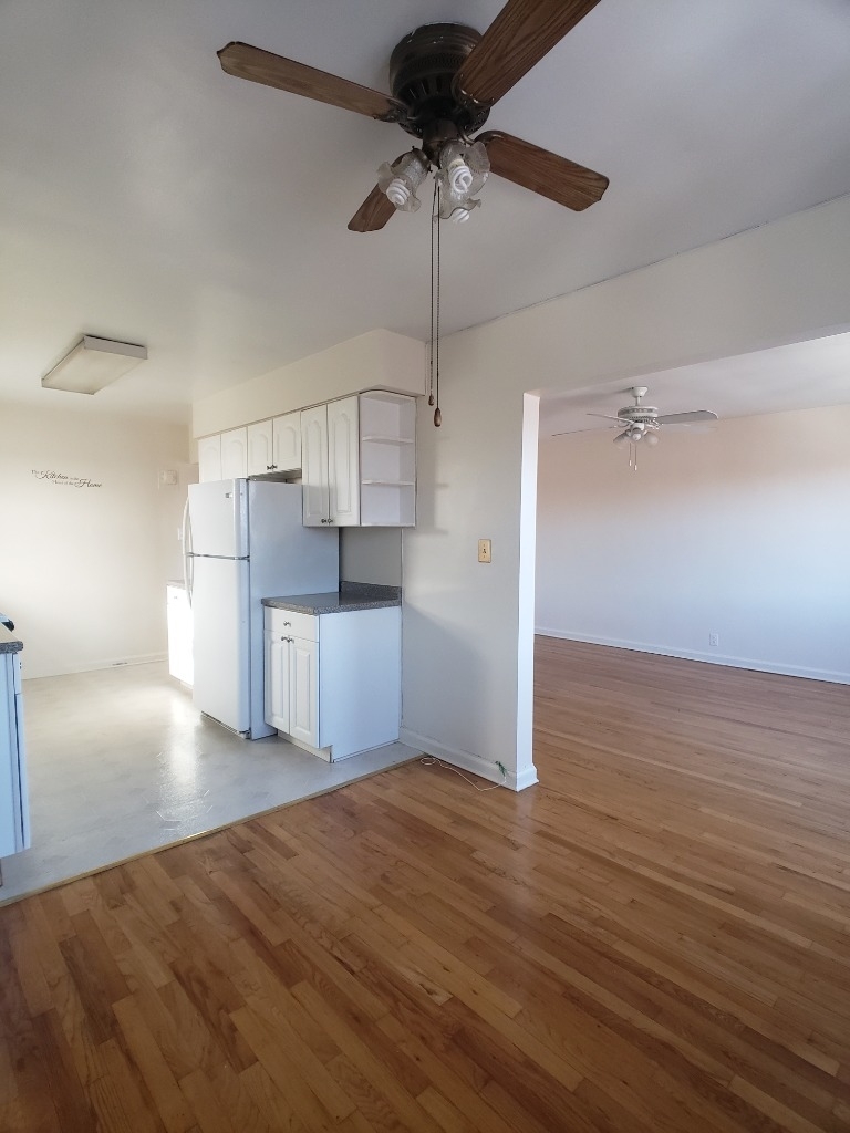 28-33 46th Street - Photo 5