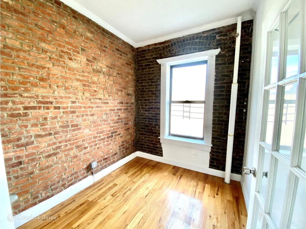 550 West 146th St - Photo 1