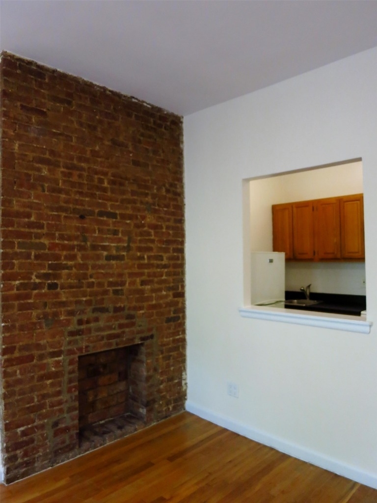 207-11 East 89th Street - Photo 4