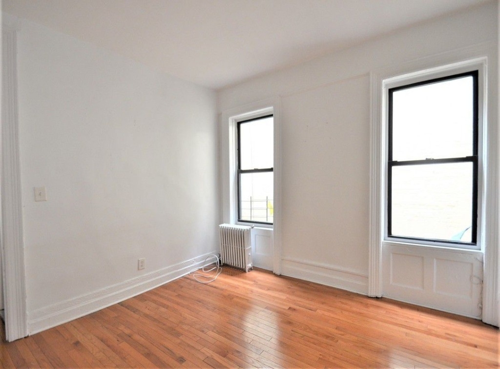 3964 Broadway - Photo 2