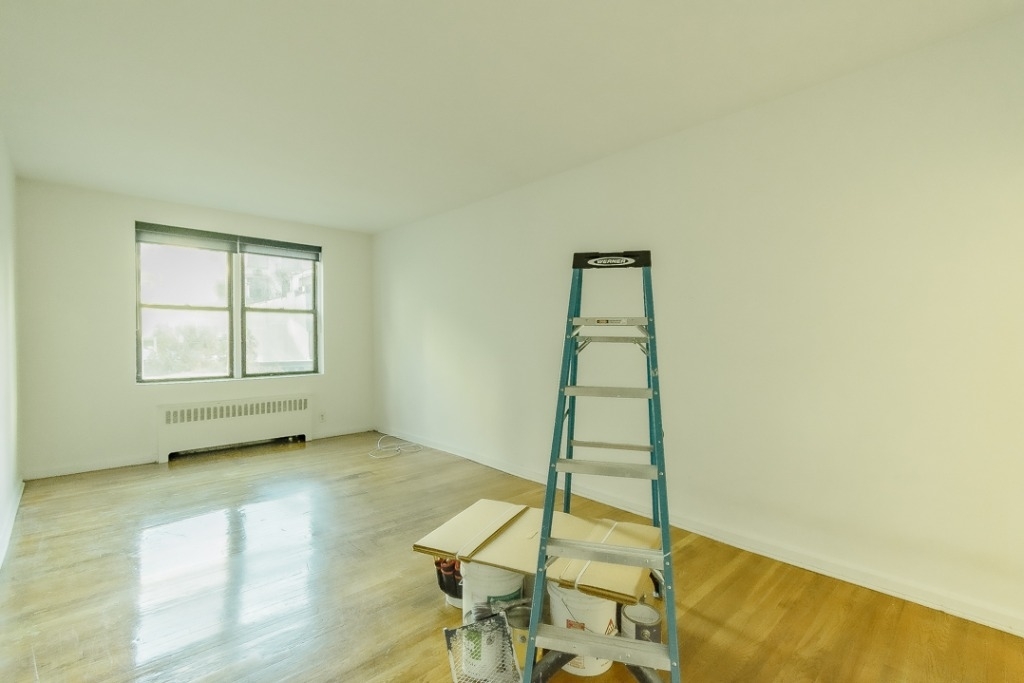 120 East 62nd Street - Photo 2