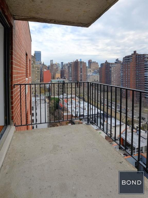 370 west 30th street - Photo 0