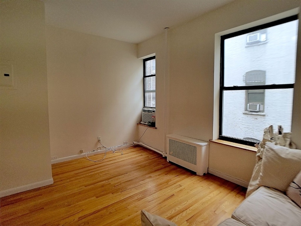 210 West 94th st - Photo 0