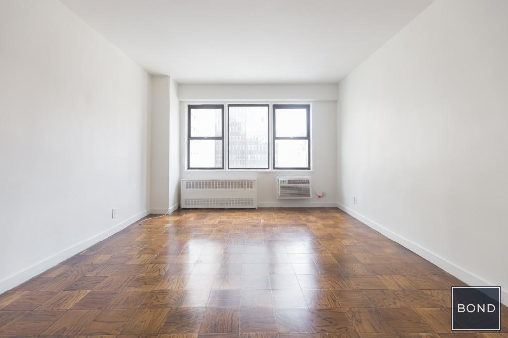 236 East 36th Street - Photo 0