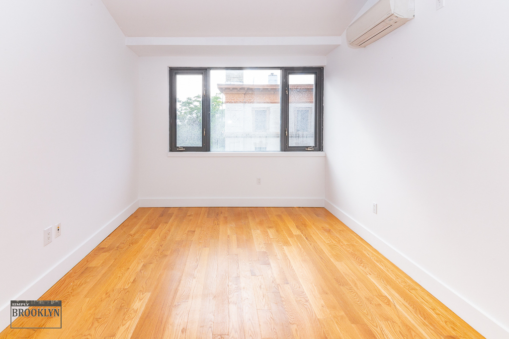 1002 Bushwick Avenue - Photo 2