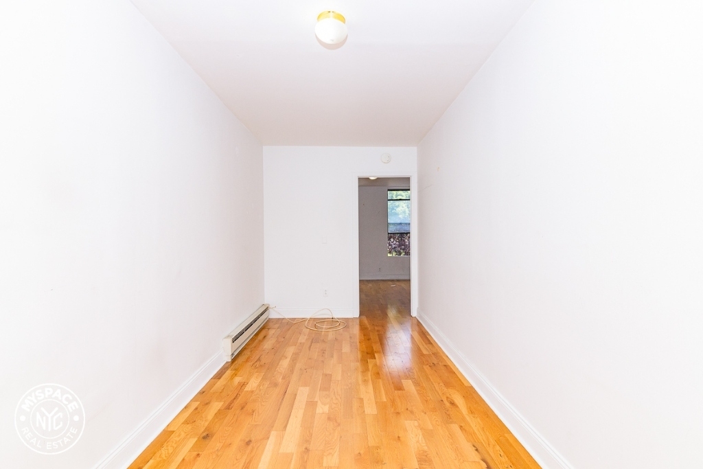 147 Starr Street - Photo 2