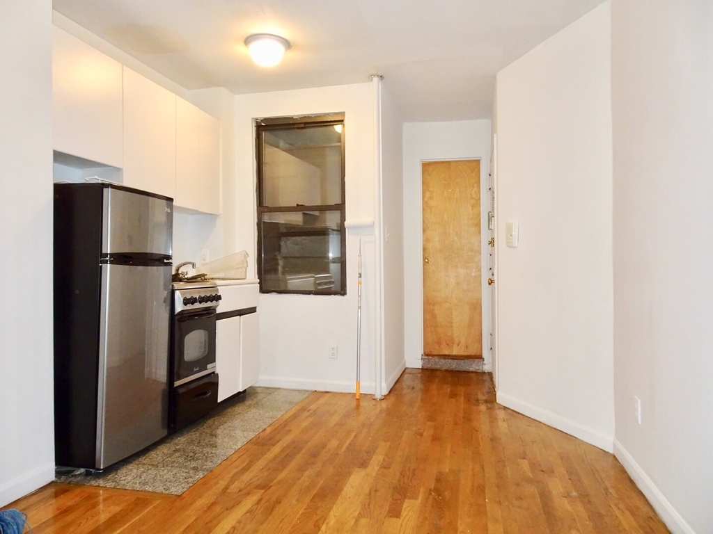 348 East 10th Street - Photo 0