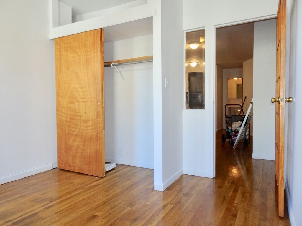 348 East 10th Street - Photo 5