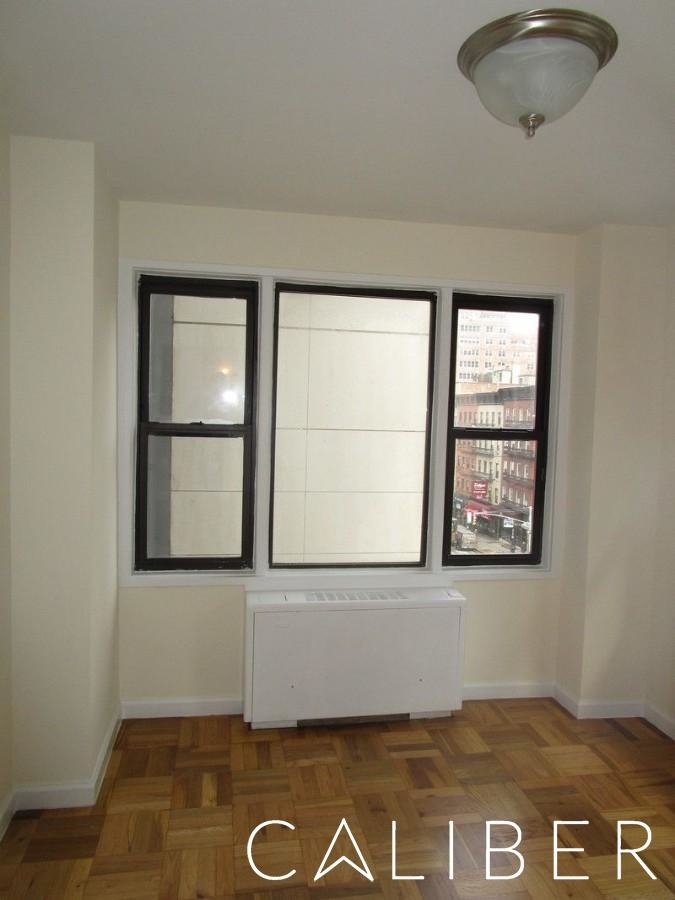 360 East 72nd Street - Photo 3