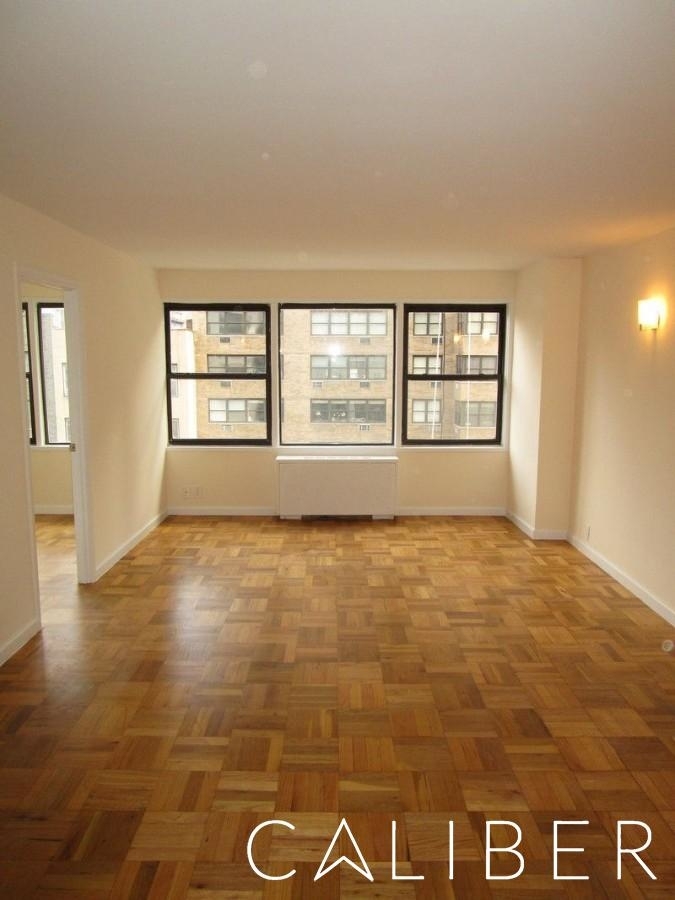 360 East 72nd Street - Photo 1