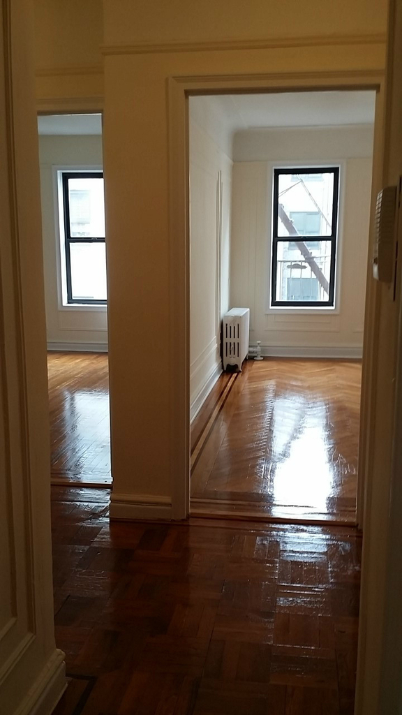 100 Thayer Street - Photo 1