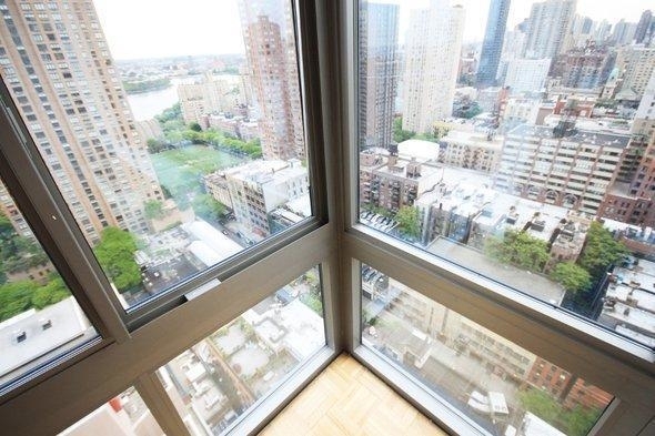 East 92nd Street - Photo 1