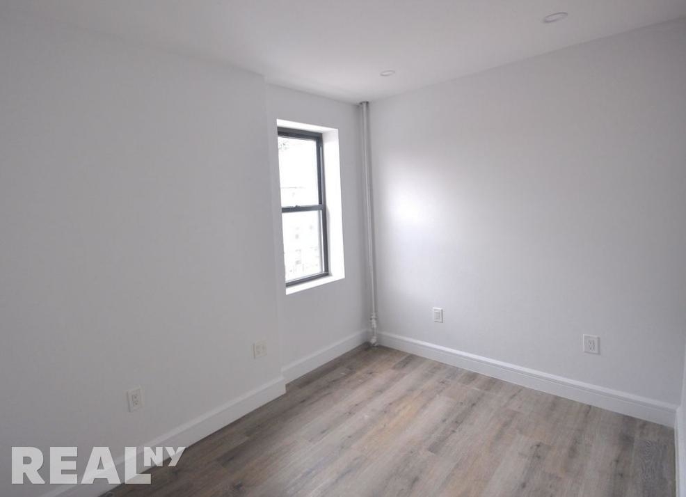 1038 Bedford Avenue - Photo 3