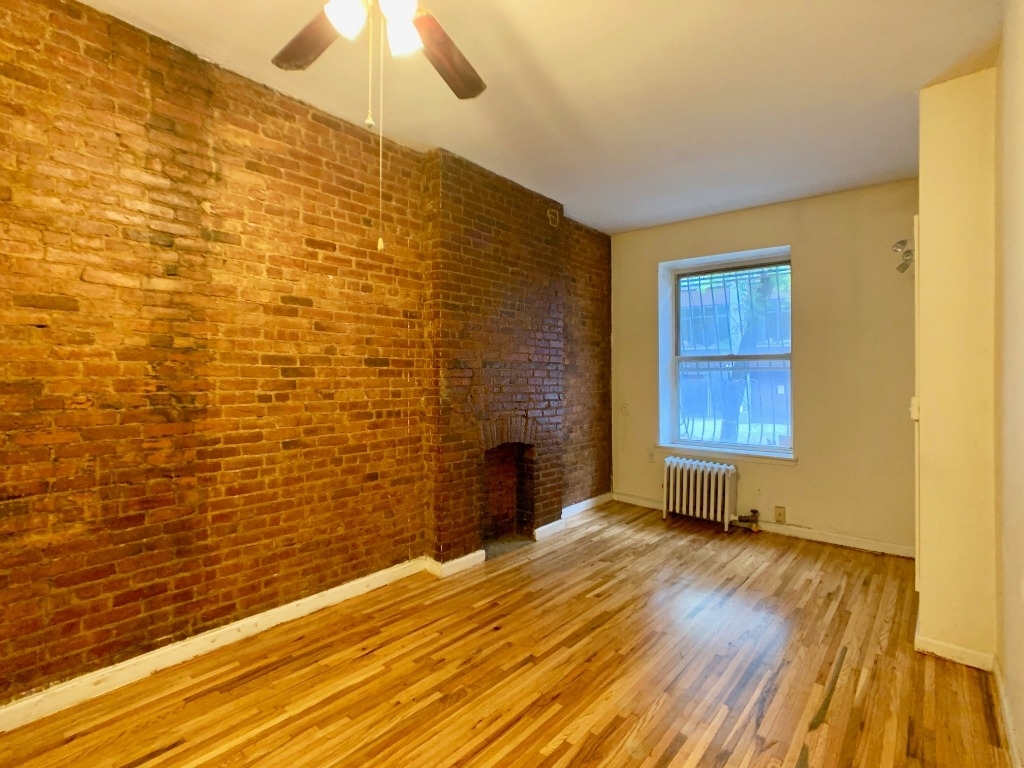 323 W 47th Street - Photo 0