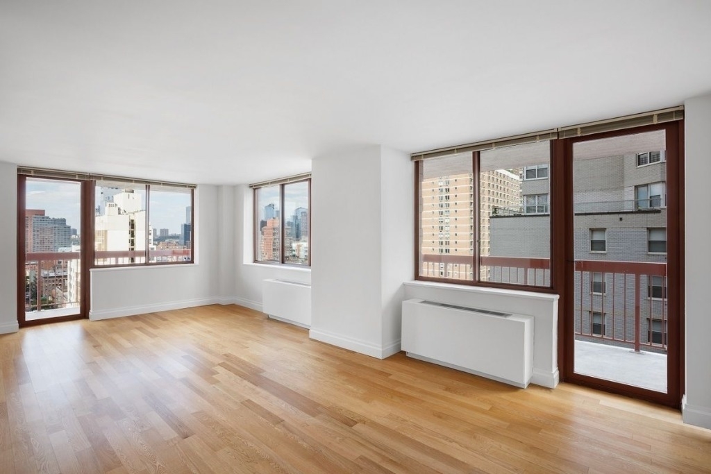 260 West 52nd Street - Photo 0