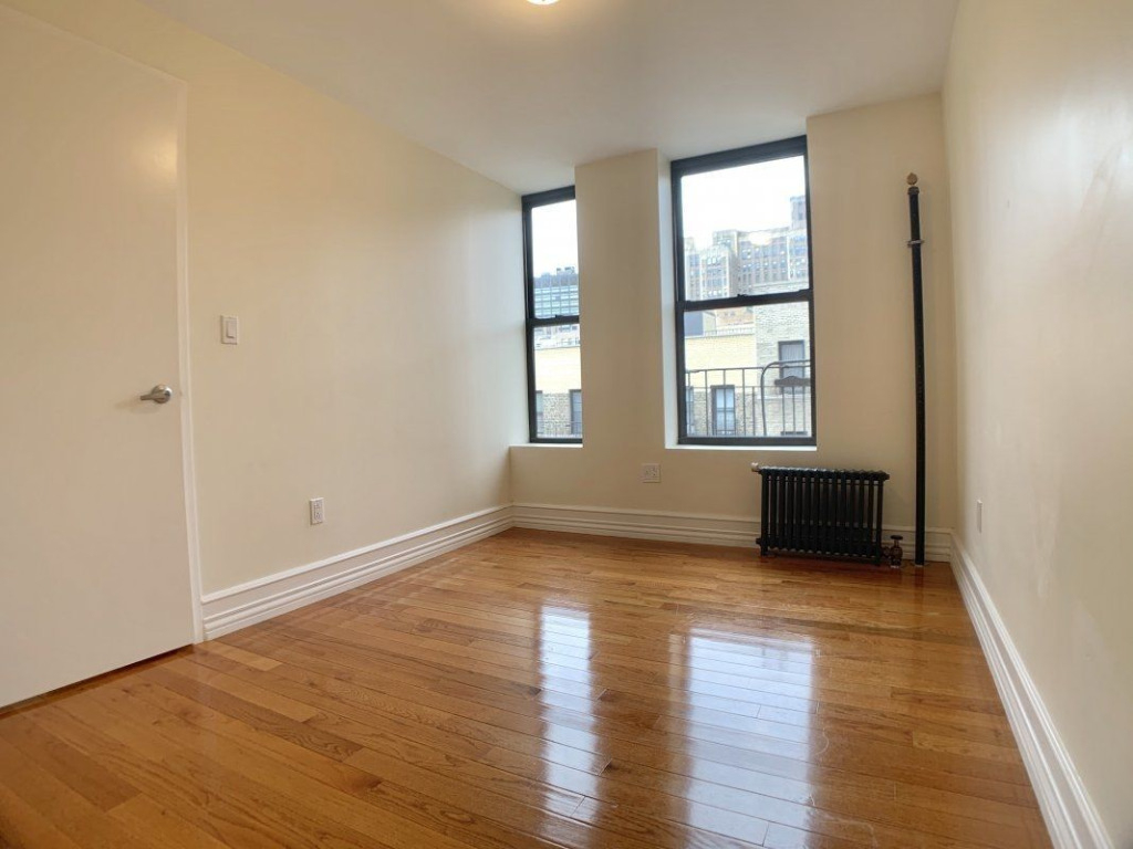 618 West 164th Street - Photo 5