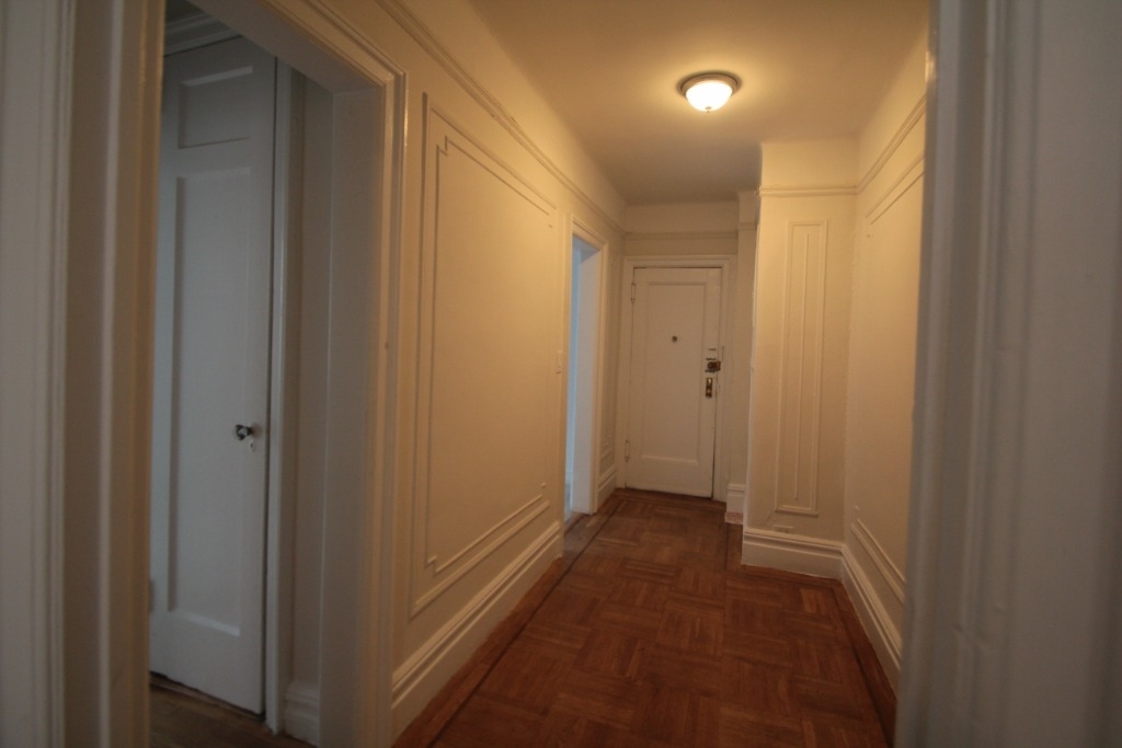 15 Magaw Place - Photo 9