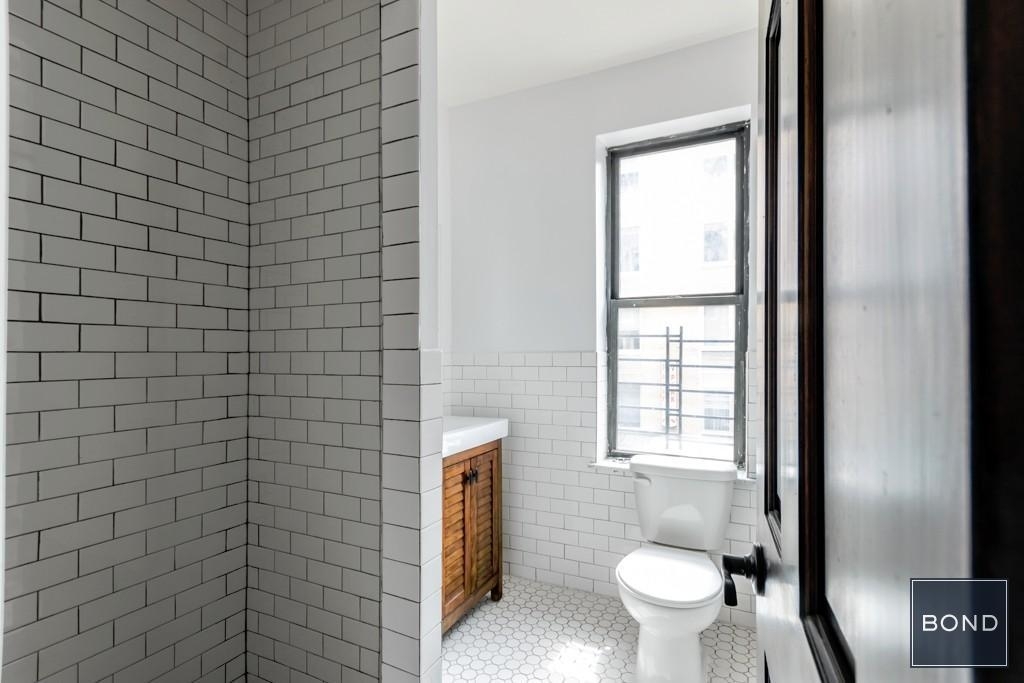 116 Mott Street - Photo 6