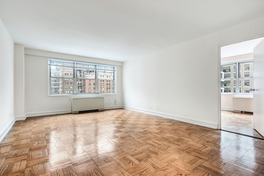 333 East 49th Street - Photo 0