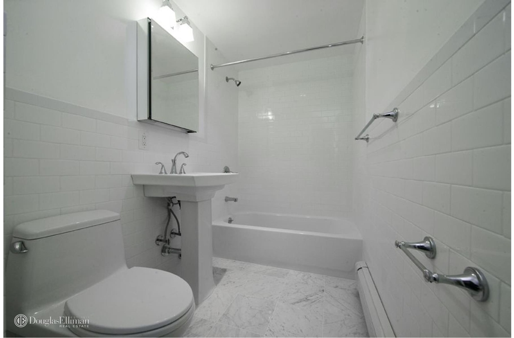 448 West 19th St - Photo 5